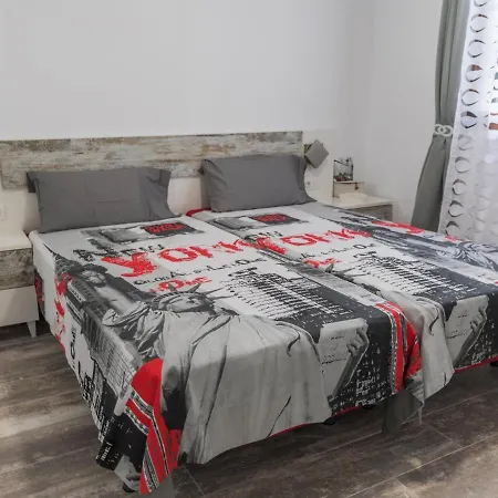 Sunset Ruby ,1 Bedroom, Swimming Pool דירה *